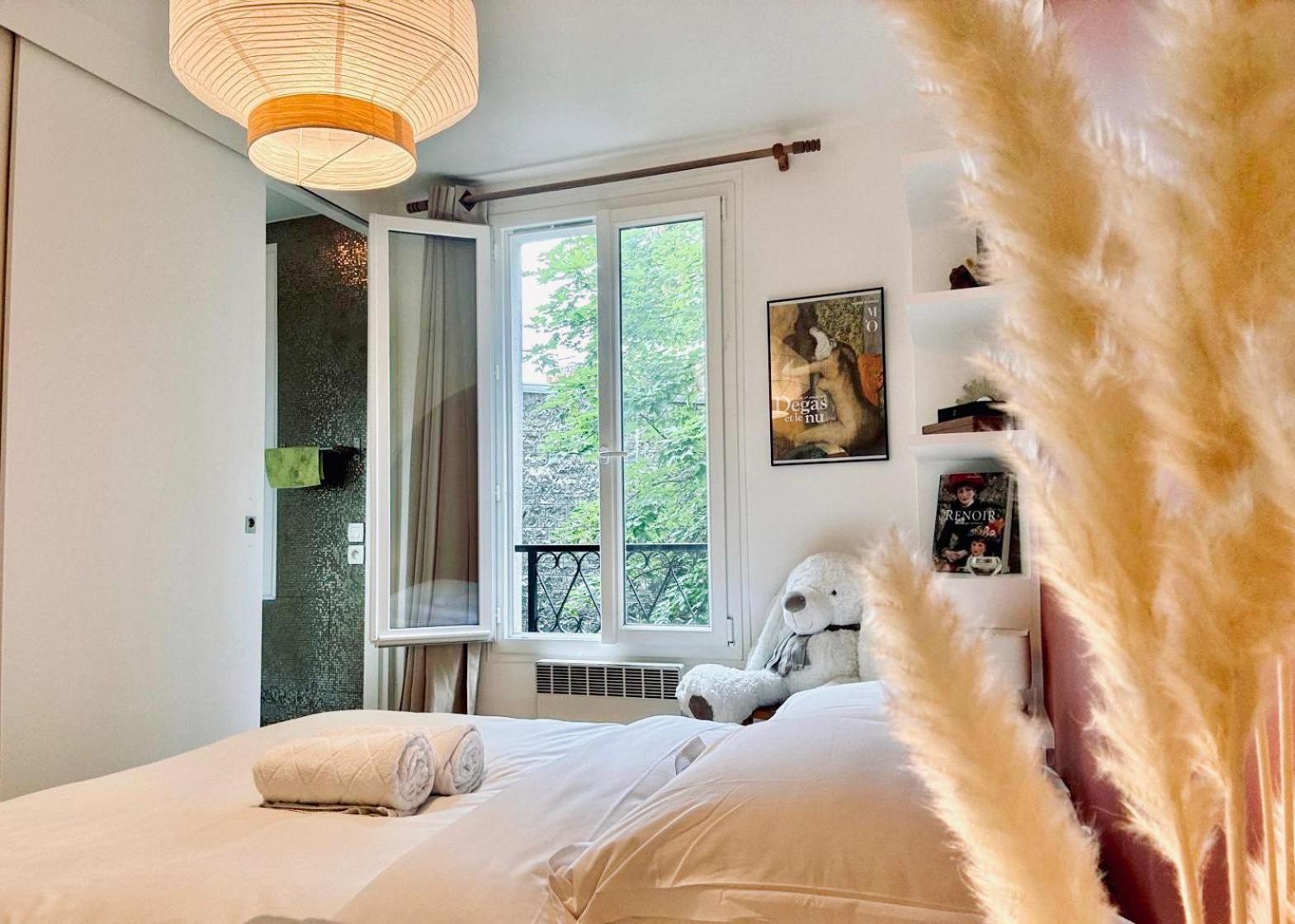 Charmant Appartement Au Coeur De Montmartre! Parigi Esterno foto